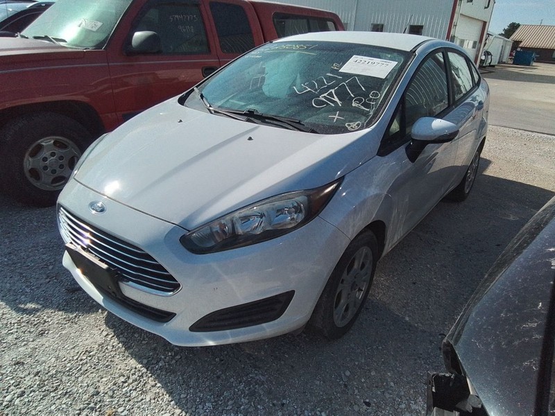 Driver Left Fender Without Rocker Moulding Fits 11-19 FIESTA 3515236