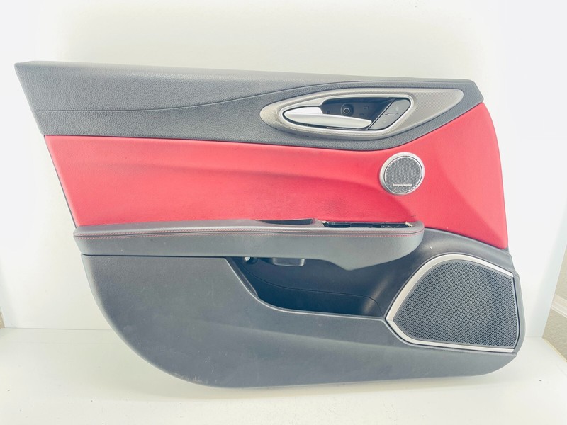 2017-2019 ALFA ROMEO GIULIA FRONT LEFT SIDE INTERIOR DOOR PANEL TRIM COVER OEM