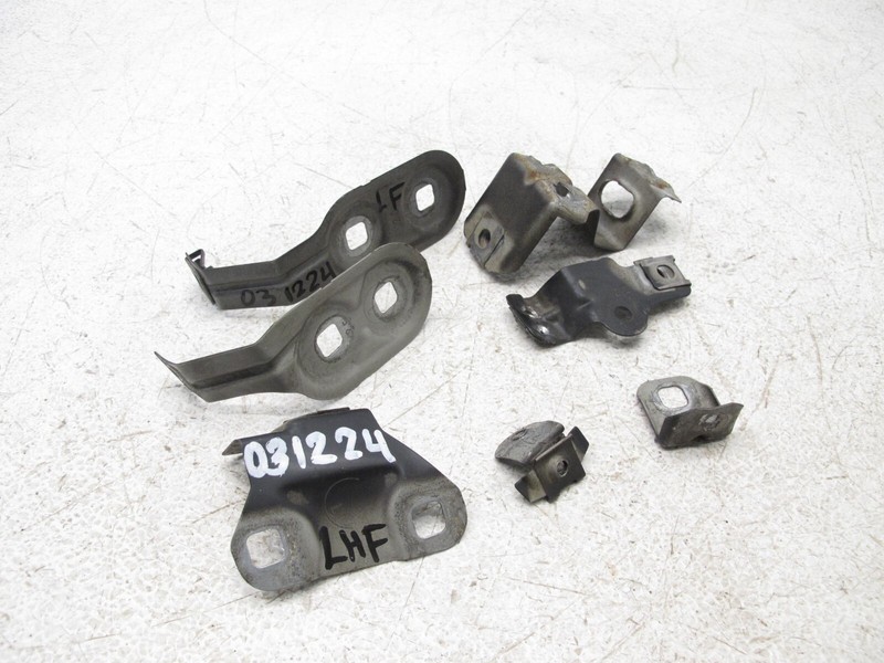 11-16 BMW F10 535i 550i FENDER WING HOLDER BRACKET SET FRONT LEFT OEM 031224