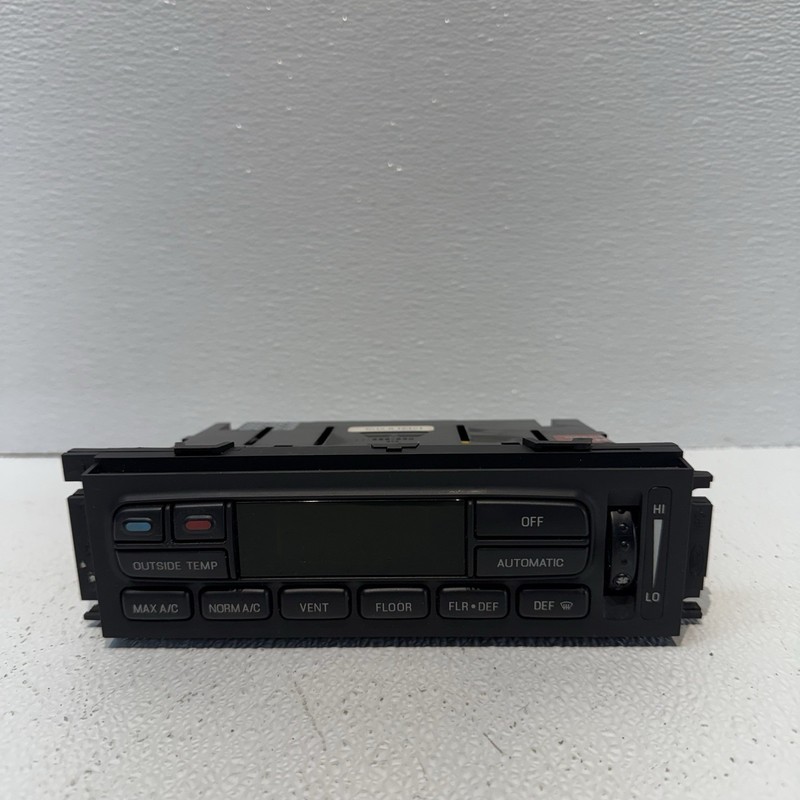 2003-2011 Ford Crown Victoria And Mercury Grand Marquis Auto Climate Controls