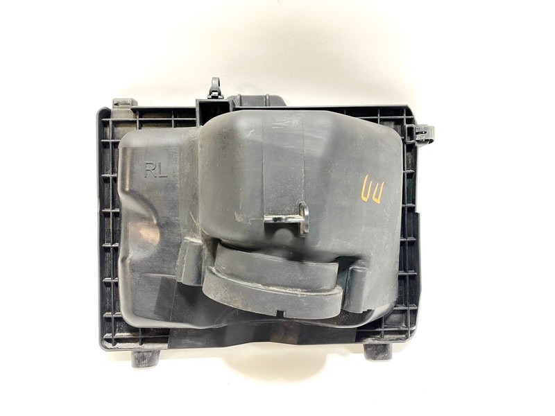 16-23 INFINITI Q60 RIGHT PASS SIDE AIR INTAKE FILTER CLEANER BOX COVER PANEL OEM