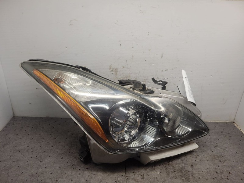 Passenger Headlight Convertible Xenon HID Fits 11-13 INFINITI G37 1611888