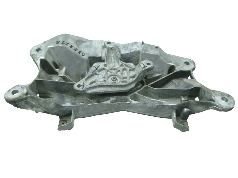 08-18 AUDI 8T A5 A4 S4 S5 QUATTRO AUTOMATIC TRANSMISSION MOUNT BRACKET OEM 03222