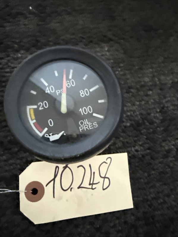 Peterbilt Oil Pressure Gauge- P/N: Q43-6012-030E