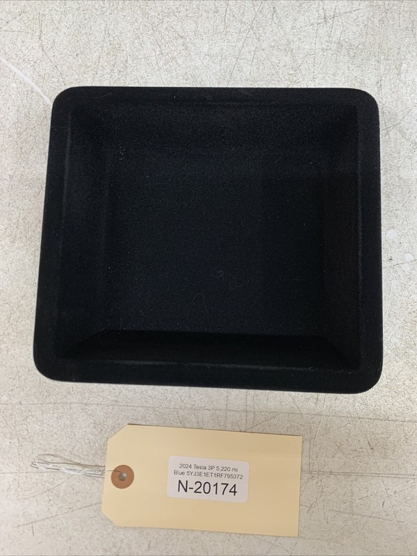 ⚡️2024-2025 Tesla Model 3 Center Console Trays 1977818-00-A 20174 B112