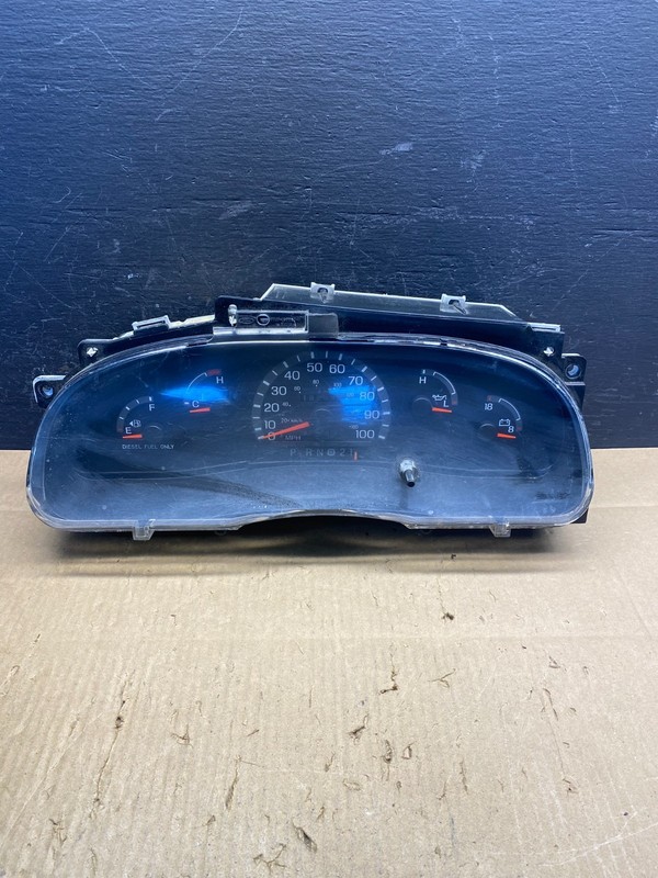 1999 to 2000 Ford E150 E250 E350 VAN Gauge Speedometer Cluster AD1654 DG