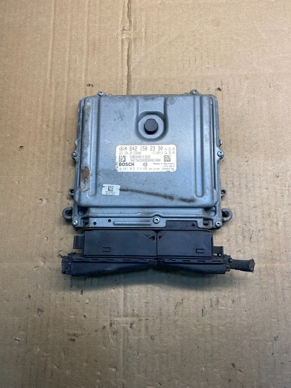2007 to 2009 Mercedes Sprinter ECU ECM Engine Control Module Unit OEM AA7717 DG