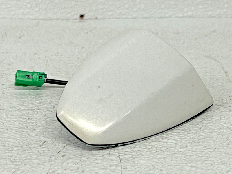 ⭐2011-2020 INFINITI QX56 REAR ROOF EXTERIOR SHARK FIN ANTENNA COVER OEM LOT2442