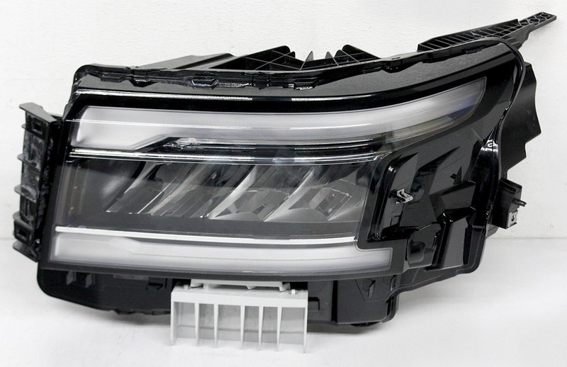 OEM Left Driver Side LED Headlamp For Nissan Frontier 26060-9BU1B Visual Flaw