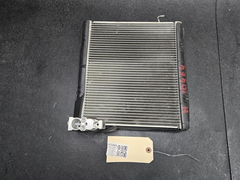 A/C Evaporator Core 2019 Honda CR-V 80210-TLA-A51 2017 2018 2020 2021 - 2025