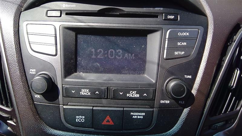 2014-2015 Hyundai Tucson NON-NAV NON-Telematic Radio Stereo 2 DIN Disc CD Player