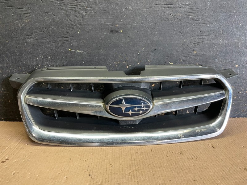 2008 to 2009 Subaru Legacy Front Upper Grille Grill Aftermarket aa2214 DG