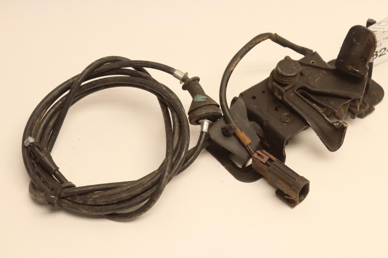 2015-2018 CADILLAC ESCALADE HOOD BONNET RELEASE LATCH LOCK W/ CABLE OEM