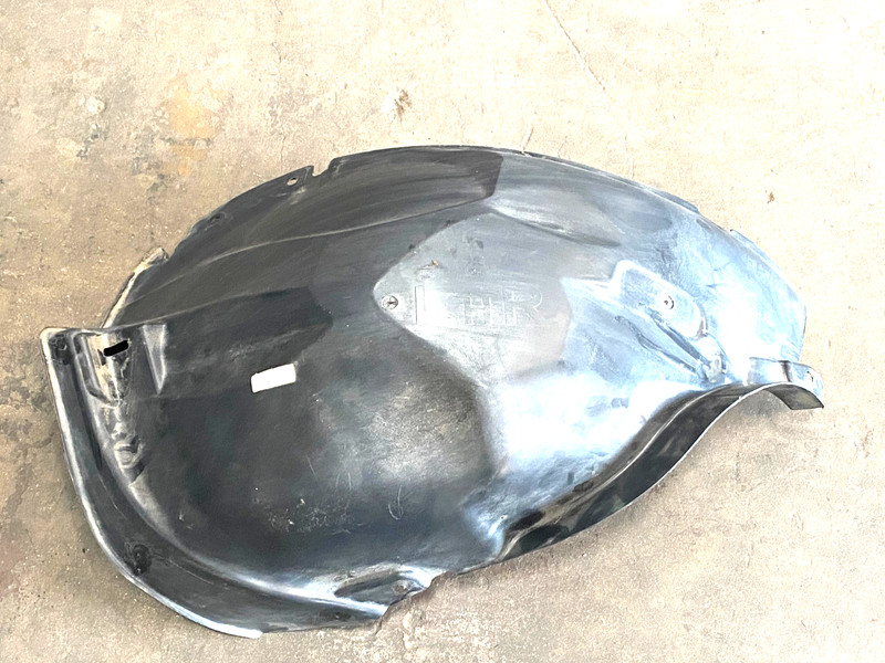 2012-2014 RANGE ROVER EVOQUE FRONT RIGHT FENDER LINER SPLASH SHIELD OEM #A0.27