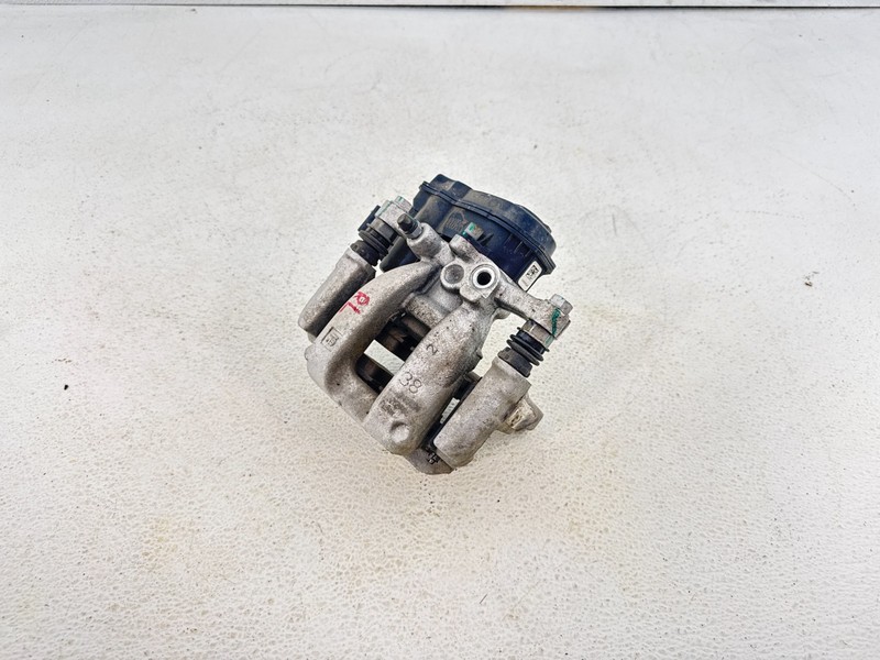 2024-2026 CHEVROLET TRAX REAR LEFT BRAKE CALIPER W/ PARKING ACTUATOR OEM