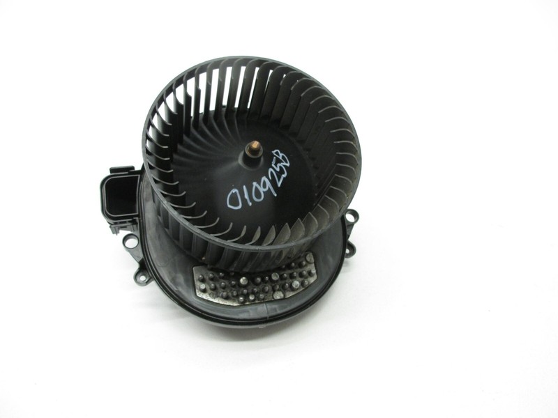 12-21 BMW F30 320i 430i 228i BLOWER MOTOR FAN WITH RESISTOR AC A/C HEATER 010925