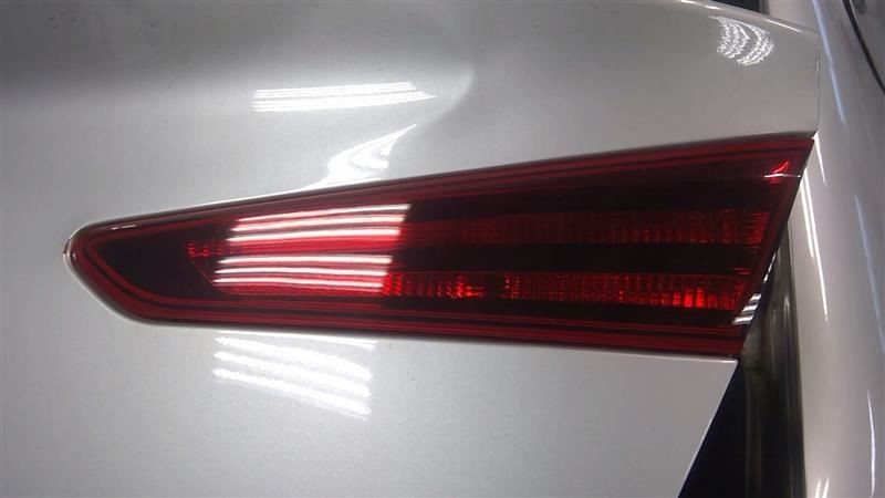 Passenger Tail Light Sedan Lid Mounted Korea Built Fits 19-20 ELANTRA 3123603