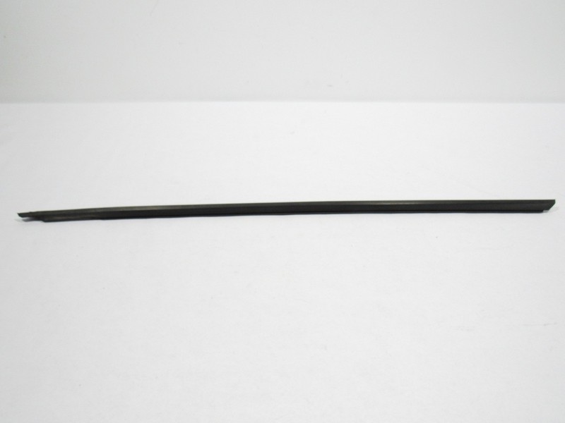 Porsche Boxster S 2014 Right Upper Door Weatherstip Belt Molding Trim 13-16 ;:A