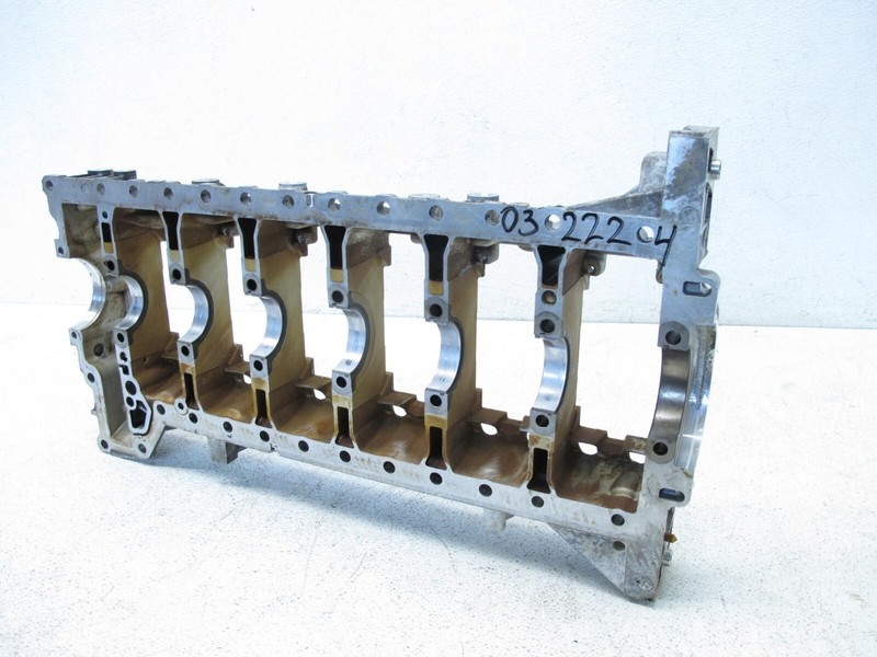 12-19 BMW E70 X5 X6 X3 X4 1 3 4 5 6 7 3.0 ENGINE BLOCK LOWER CRANKCASE OEM 03222