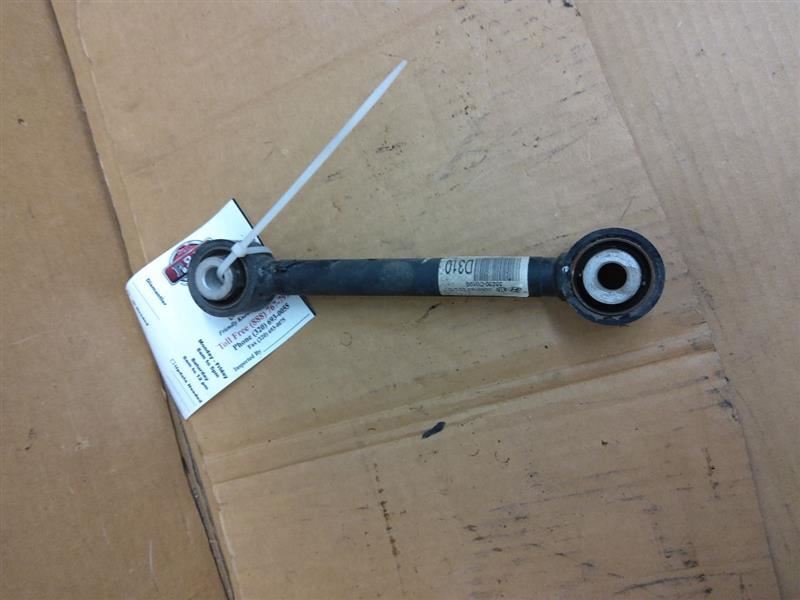Lower Control Arm Rear Lateral Locating Arm 2 Bushings Fits 16-20 TUCSON 262915