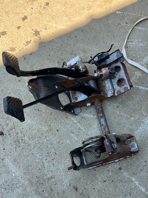 90-94 Eclipse Talon Laser 1G MANUAL M/T CLUTCH BRAKE & GAS PEDAL ASSEMBLY