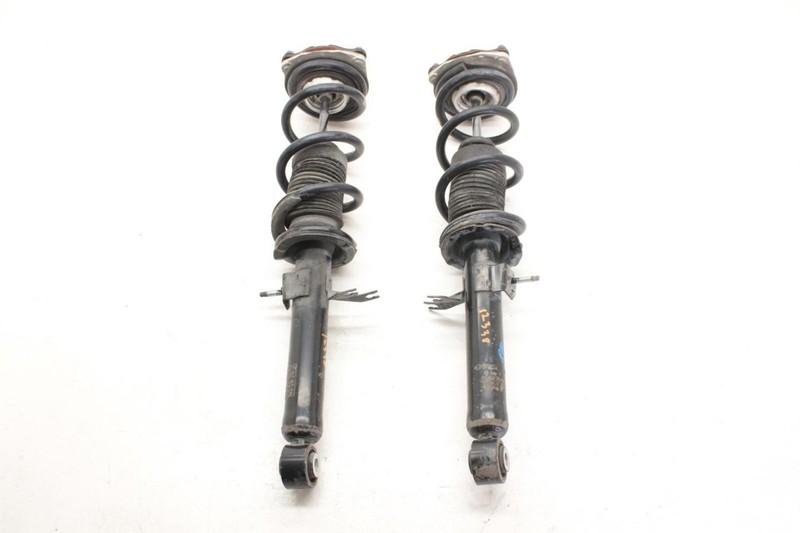 09-14 Nissan 370Z Coupe Pair of Left and Right Front Struts 561101EA0D 561111EA0