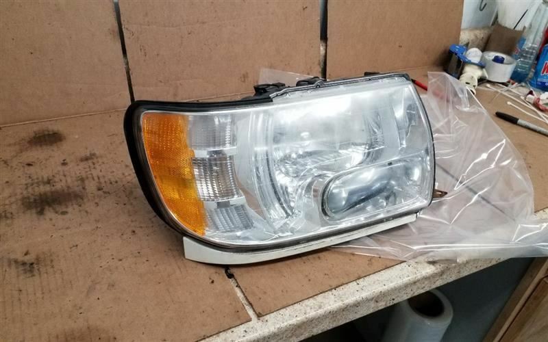Passenger Headlight Xenon HID Fits 02-03 INFINITI QX4 216199