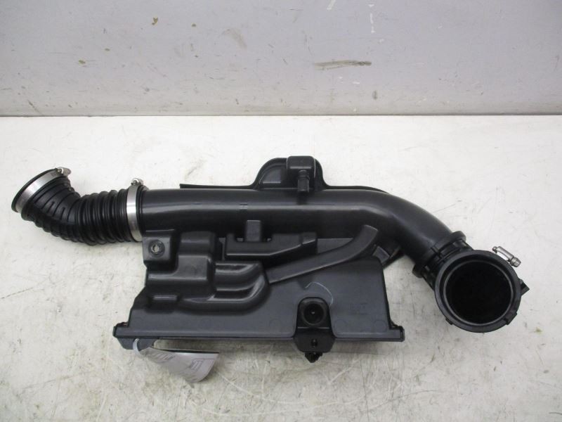 2015-2016 CHEVROLET MALIBU AIR CLEANER BOX INTAKE DUCT HOSE 105