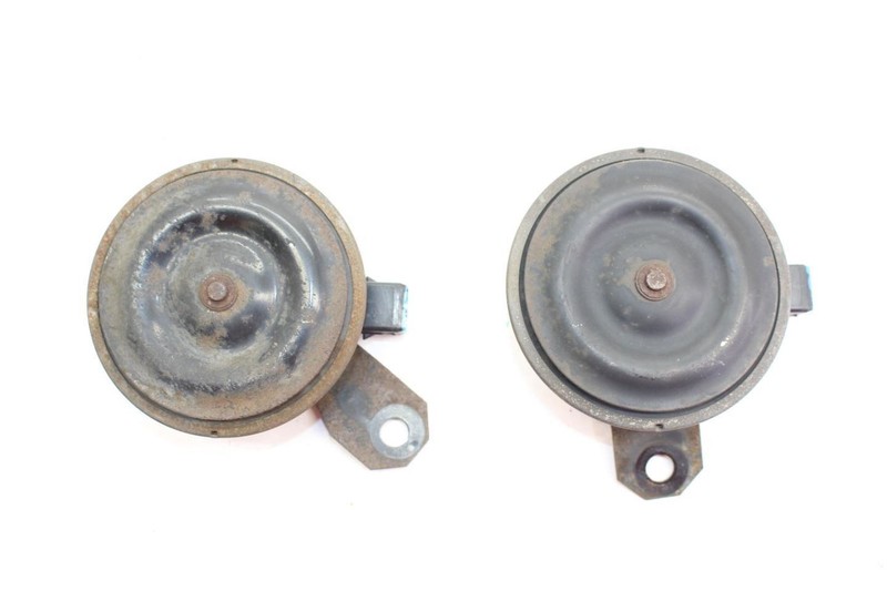 Pair of Horns Fits 85-89 MR2 8652017030