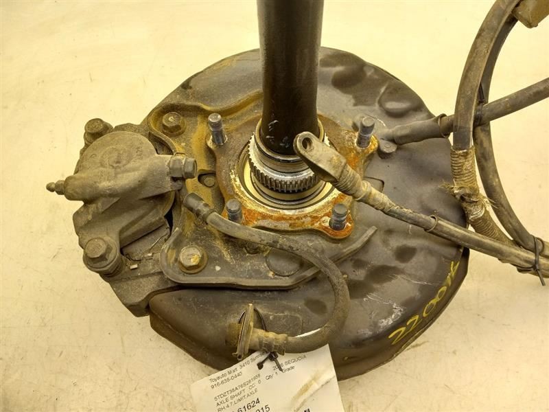 05-07 TOYOTA SEQUOIA LIMITED RWD AT PASSENGER SIDE REAR AXLE SHAFT ASSEMBLY