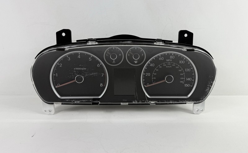 2009-2012 Hyundai Elantra Touring Speedometer Gauge Cluster 141,612 Miles OEM