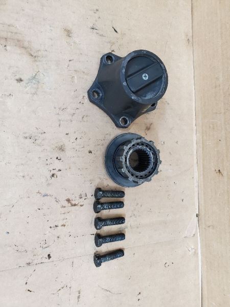 CJ1984 Locking Hubs 273703