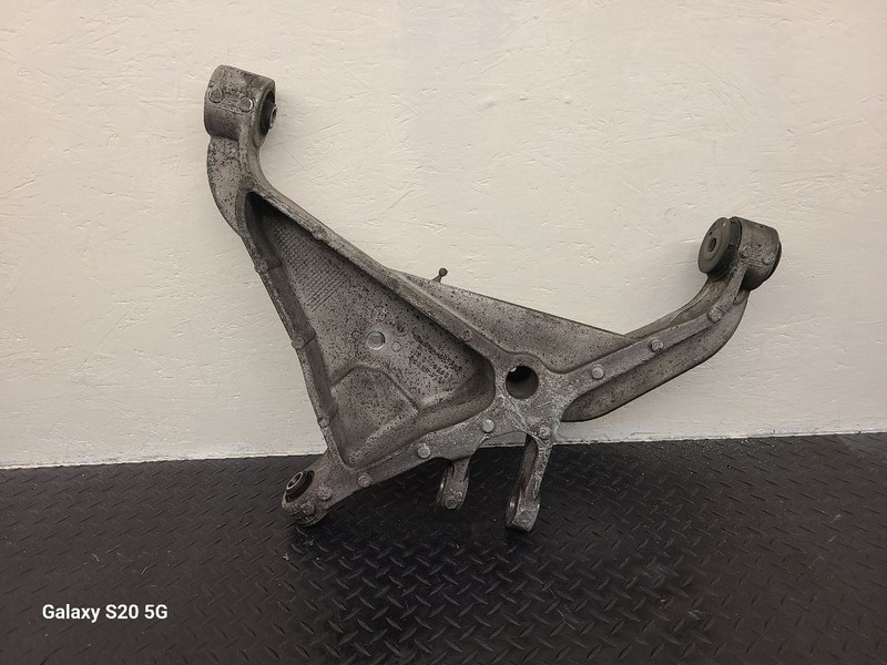 03-06 Lincoln Navigator Rear Right Passenger Lower Control A-Arm OEM 6L1Z5A649BB