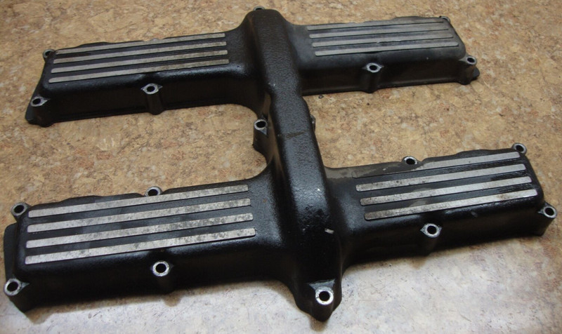 1981 Yamaha XS1100 XS 1100 XS11 Motor Engine Cylinder Head Valve Cover Panel