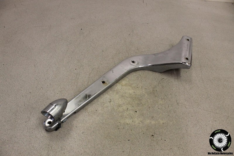 1998 Kawasaki Vulcan 800 VN800A REAR FENDER MOUNT BRACKET COVER VN 98