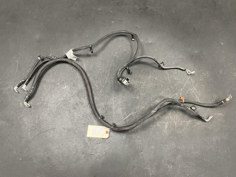 Battery Positive Wire Cable 2020 GMC Acadia 84681939 2021 2022