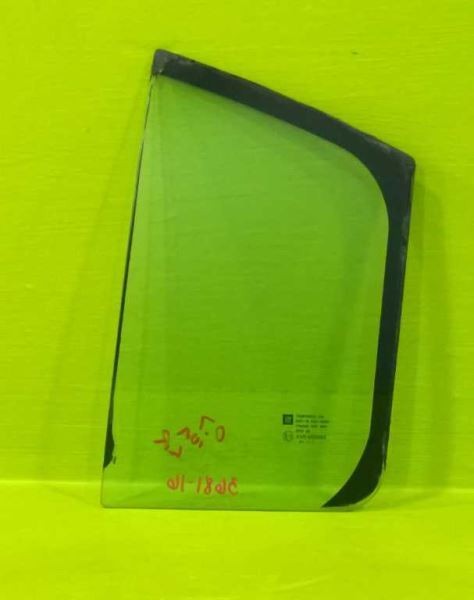 05 06 07 ION DRIVER LEFT REAR VENT GLASS OEM 3681-16