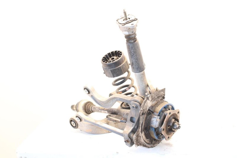 10-13 Porsche Panamera AWD Driver Left Rear Suspension Assembly