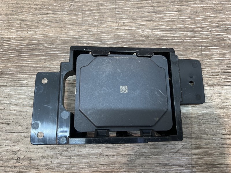 2021-2023 Volkswagen ID.4 Front Distance Radar Sensor Module Unit & Bracket