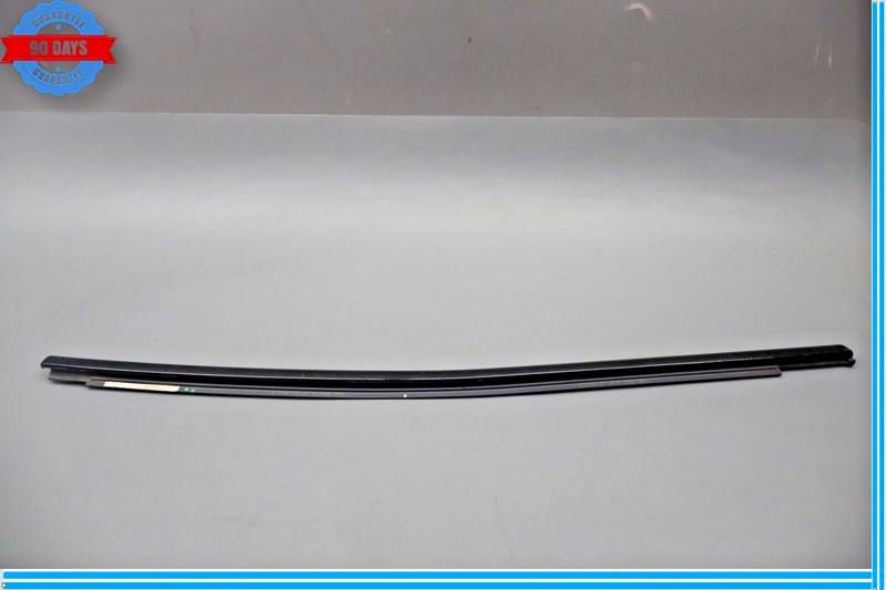 14-20 Maserati Ghibli Rear Right Side Door Window Belt Molding Cover Oem