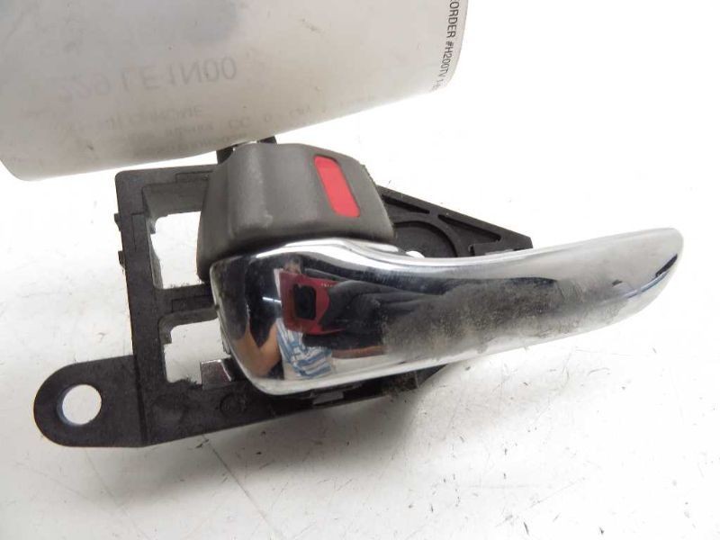 2000 LEXUS GS300 DRIVER SIDE REAR INTERIOR DOOR HANDLE