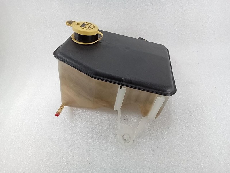 2005-2007 Jeep Grand Cherokee 5.7L Coolant Overflow Bottle Reservoir 55116874AD