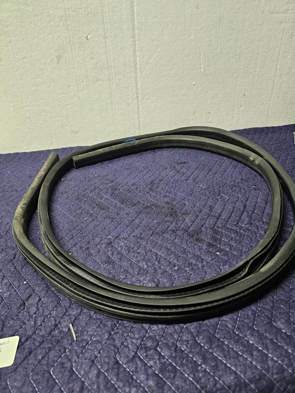Ford Transit Connect 2013Passenger RightFront Door rubber seal