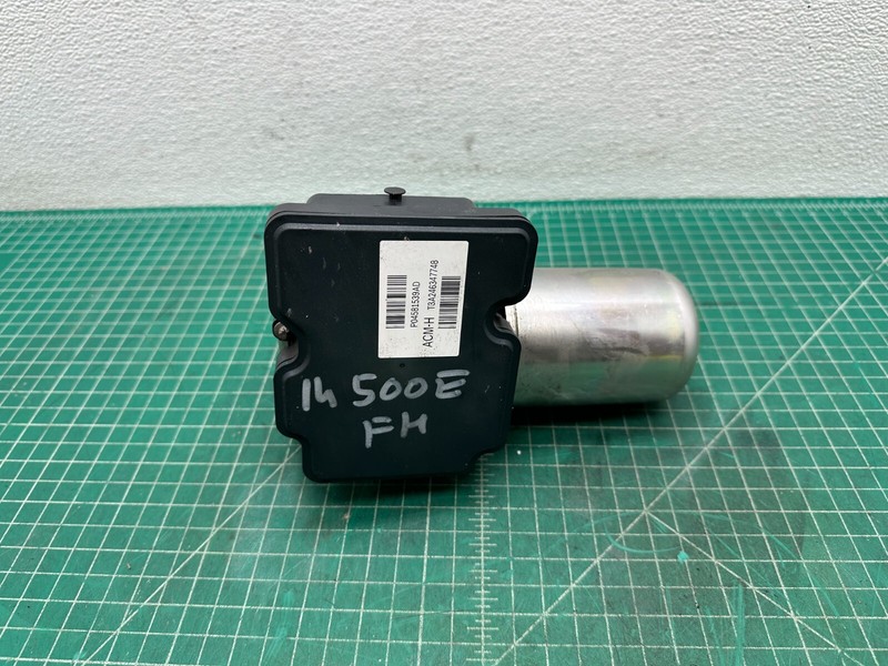 13-17 FIAT 500 ABS ANTI LOCK BRAKE PUMP CONTROL MODULE OEM