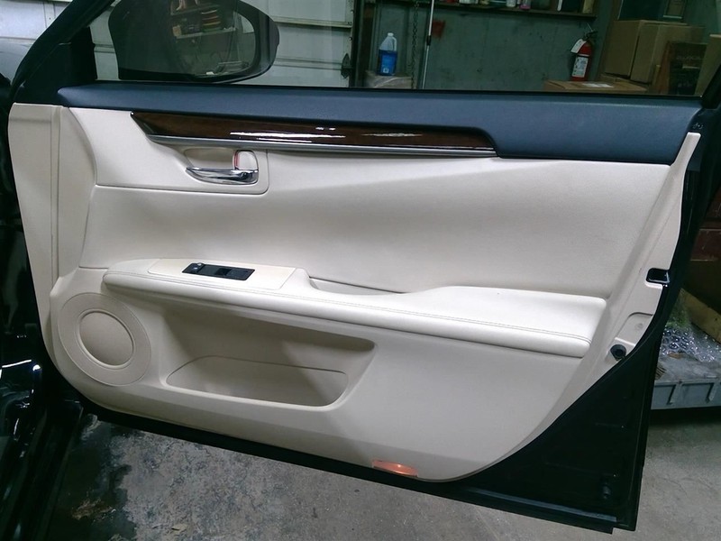 ES350 2014 Passenger Right Front Door Trim Panel 1764306