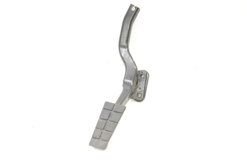 1994-1996 Chevrolet Corvette C4 5.7L Gas Pedal Accelerator Assembly