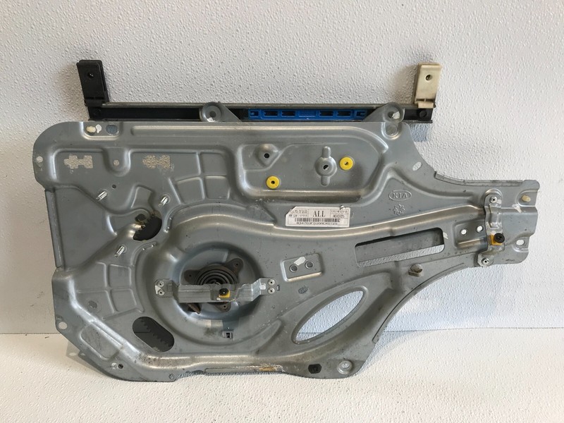 04-06 KIA AMANTI OEM LEFT DRIVER REAR DOOR POWER WINDOW REGULATOR & MOTOR