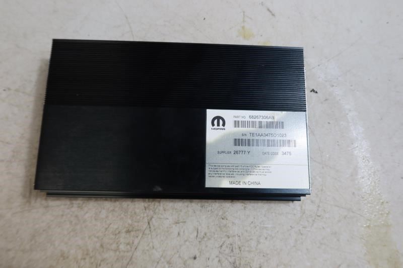 2016-2022 Jeep Grand Cherokee Dodge Durango OEM Amplifier Assembly 68267306