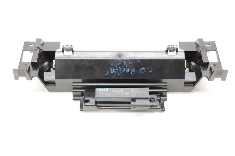 2010-2011 Range Rover Sport HSE CD Player Radio Bracket