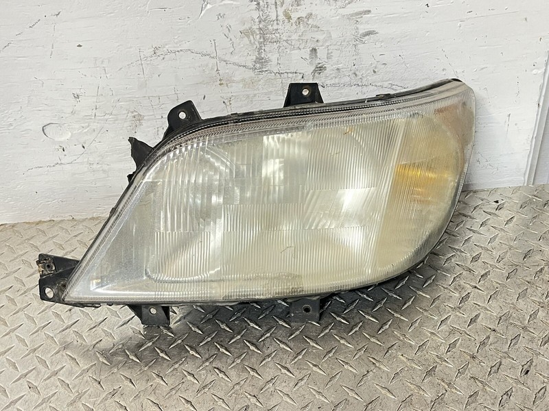 04-06 Dodge Sprinter T1N Front Left Driver Side Headlight Head Light Lamp